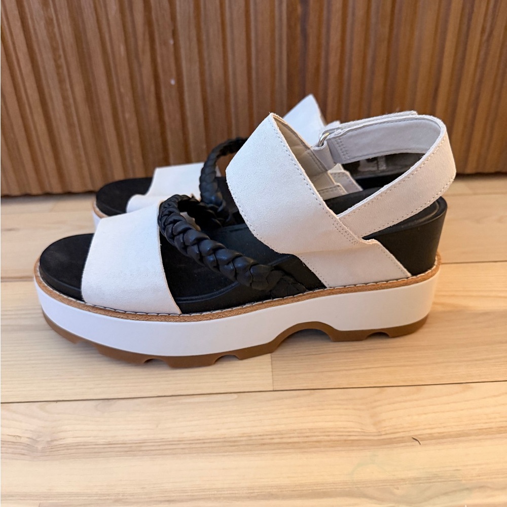 Sorel Joanie IV Slingback Wedge Sandals - Picture 2 of 3